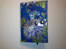 Load image into Gallery viewer, Graceful Garden Book Cover/Holder